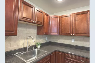 39 Glenridge Ave #5, Montclair, NJ 07042 - Photo 8