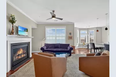 83 Brownstone Rd, Clifton, NJ 07013 - Photo 4