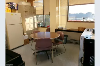 57 Willowbrook Blvd, Wayne, NJ 07470 - Photo 6