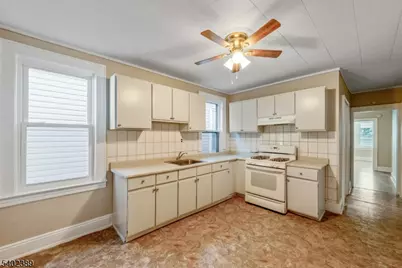 525 Maple Ave, Elizabeth, NJ 07202 - Photo 14