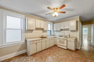 525 Maple Ave, Elizabeth, NJ 07202 - Photo 14