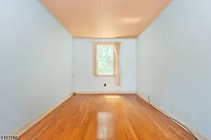 99 Chesapeake Ave, Parsippany, NJ 07034 - Photo 10