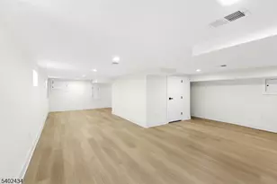 61 W Colfax Ave, Roselle Park, NJ 07204 - Photo 32