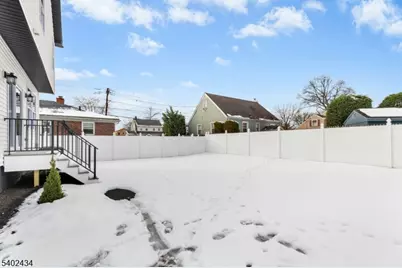 61 W Colfax Ave, Roselle Park, NJ 07204 - Photo 34