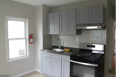 232 Sherman Ave #2, Newark, NJ 07114 - Photo 4