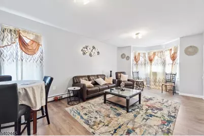 297 S 7th St, Newark, NJ 07103 - Photo 8