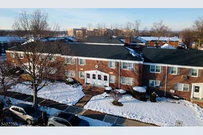 33-B W Roselle Ave #B, Roselle Park, NJ 07204 - Photo 2