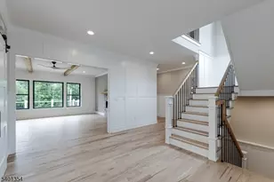 4 Harlow Pointe Cv, Green Brook Township, NJ 08812 - Photo 8