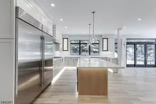 8 Juniper Pointe Trail, Green Brook Township, NJ 08812 - Photo 24