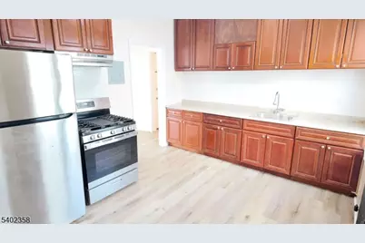 65 Summit Ave #2, Newark, NJ 07112 - Photo 6