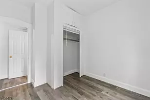 105 Van Riper Ave, Clifton, NJ 07011 - Photo 6