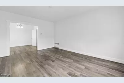 105 Van Riper Ave #1, Clifton, NJ 07011 - Photo 4