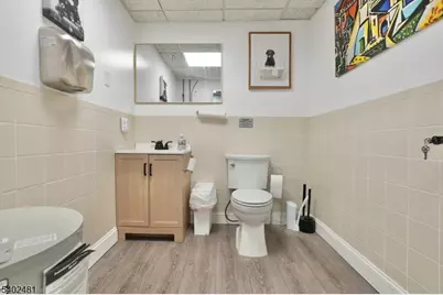 464-470 Valley Brook Ave  Ste 6, Lyndhurst Township, NJ 07071 - Photo 30