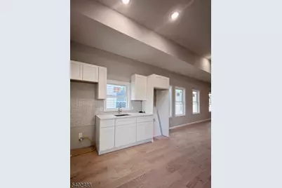 788 E 18th St #3, Paterson, NJ 07501 - Photo 8