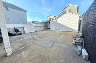 27 Geneva St, Elizabeth, NJ 07206 - Photo 12