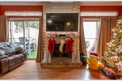 23 Borelle Square, Sayreville, NJ 08859 - Photo 4