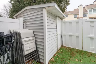 23 Borelle Square, Sayreville Boro, NJ 08859 - Photo 32