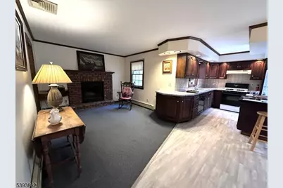 935 Wootton, Boonton Town, NJ 07005 - Photo 14