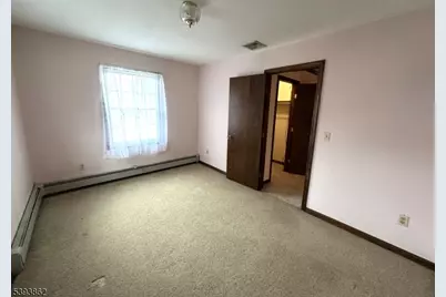 935 Wootton, Boonton Town, NJ 07005 - Photo 28