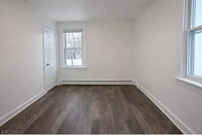 9 Washington St #1, Montclair, NJ 07042 - Photo 12