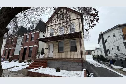 9 Washington St #1, Montclair, NJ 07042 - Photo 1