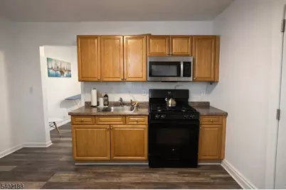 9 Washington St #1, Montclair, NJ 07042 - Photo 4