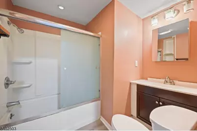 172 Hickory St, Orange, NJ 07050 - Photo 10