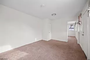 172 Hickory St, Orange, NJ 07050 - Photo 16