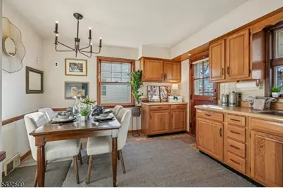 222 N 17th St, Kenilworth, NJ 07033 - Photo 6
