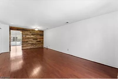 226 Matlook Pl, Franklin Township, NJ 08873 - Photo 4