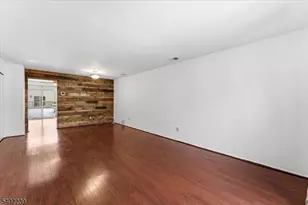 226 Matlook Pl, Franklin Township, NJ 08873 - Photo 4