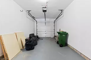 226 Matlook Pl, Franklin Township, NJ 08873 - Photo 26