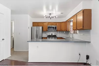 226 Matlook Pl, Franklin Township, NJ 08873 - Photo 10