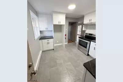 193 Ray St, Garfield, NJ 07026 - Photo 2