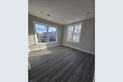 179 N 19th St #2, East Orange, NJ 07017 - Photo 6