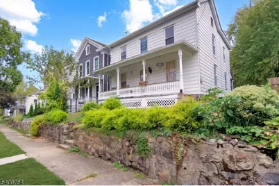 121 Wall Street, Belvidere, NJ 07823 - Photo 1