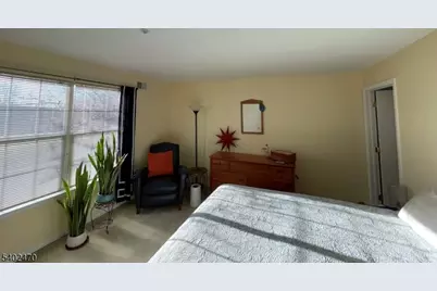 97 Crestview Ln, Mount Arlington, NJ 07856 - Photo 6