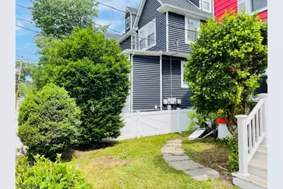 76 Chestnut St #1, Montclair, NJ 07042 - Photo 8