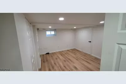 169 Bergen Ave, Clifton, NJ 07011 - Photo 10