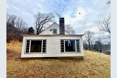 28 Dogwood Ln, Washington Township, NJ 07882 - Photo 2