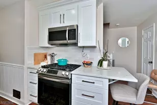 35 Mews Ln, South Orange, NJ 07079 - Photo 14