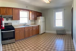 87 E Somerset St, Raritan, NJ 08869 - Photo 6