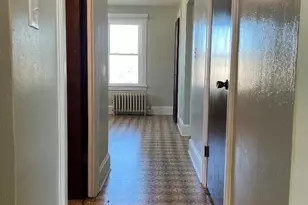 87 E Somerset St, Raritan, NJ 08869 - Photo 4