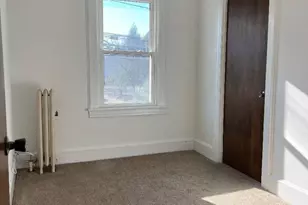 87 E Somerset St, Raritan, NJ 08869 - Photo 10