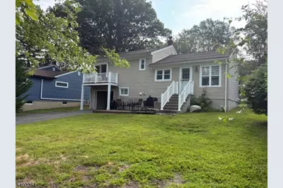 229 Saint Cloud Ave, West Orange Township, NJ 07052 - Photo 2