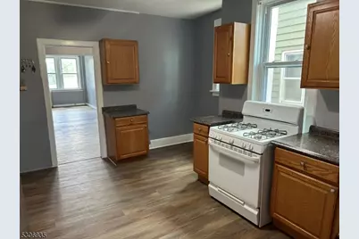 14 Bergen Ave, Clifton, NJ 07011 - Photo 6