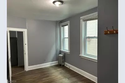 14 Bergen Ave, Clifton, NJ 07011 - Photo 8