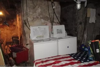 197 Fairmount Ave, Newark, NJ 07103 - Photo 6