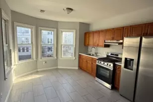 47 Fabyan Pl, Newark, NJ 07108 - Photo 1