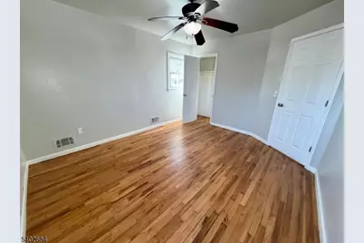 188 Fabyan Pl, Newark, NJ 07112 - Photo 18